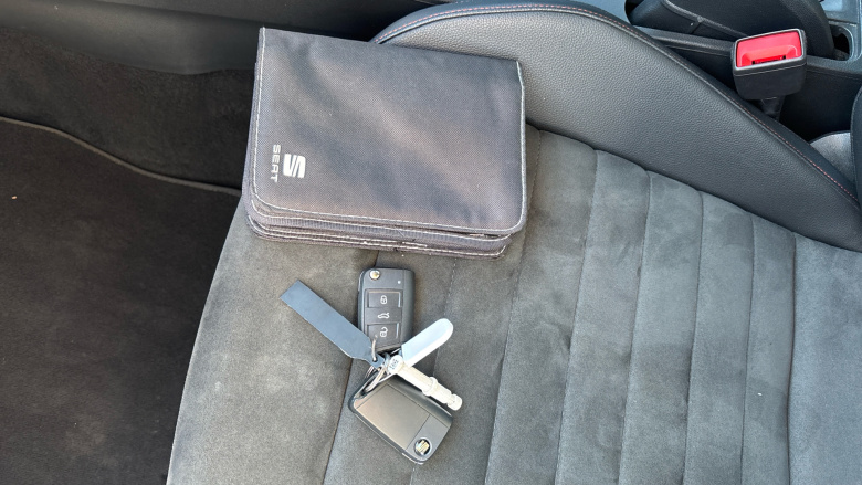 SEAT Arona 1.0 TSI 110 FR Sport 5dr DSG Petrol Hatchback